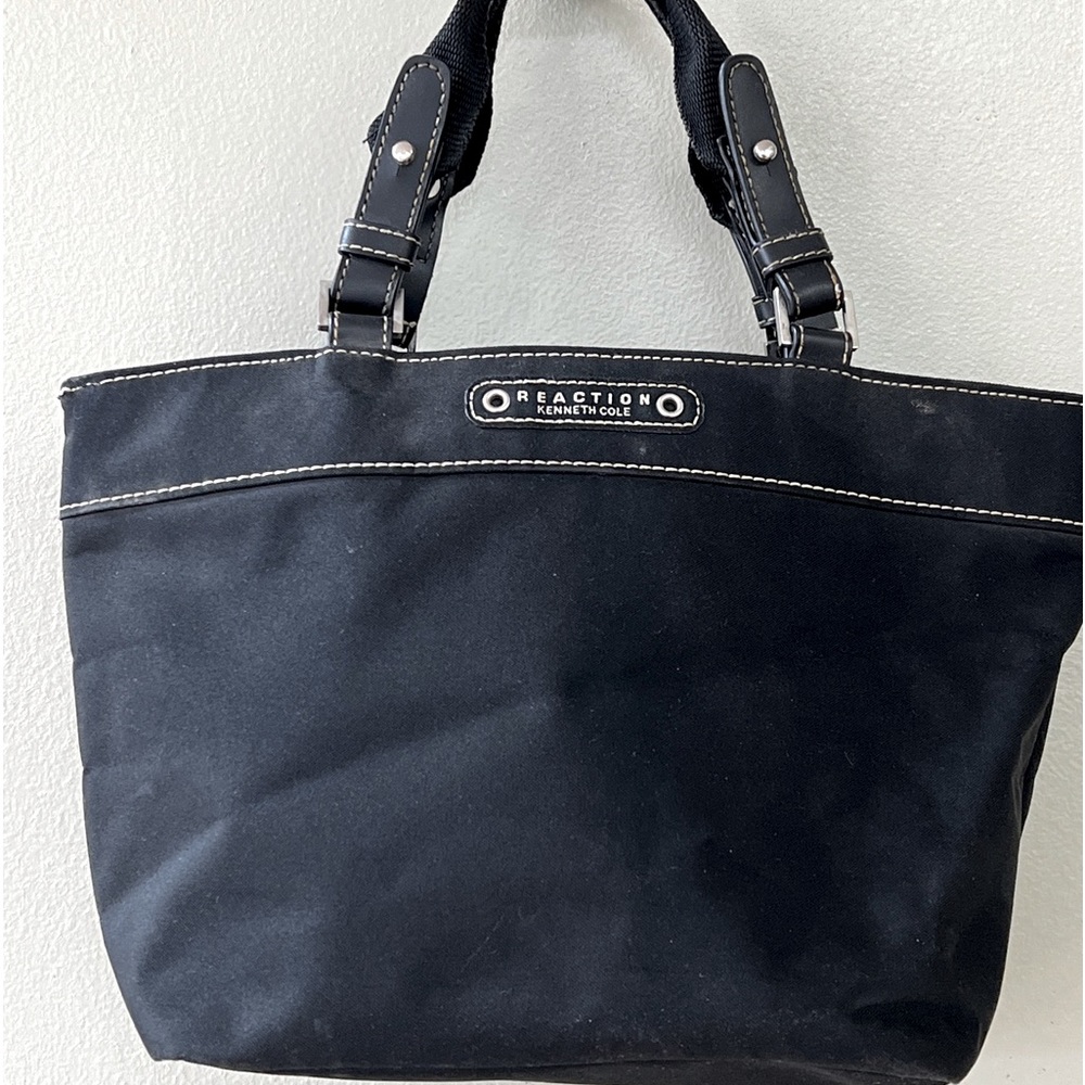 Keneth Cole reactions small purse